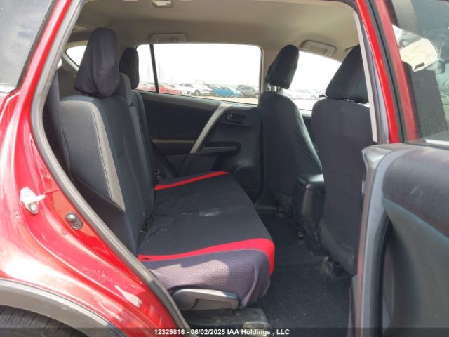 2T3BFREV1HW605930 Toyota RAV4 LE