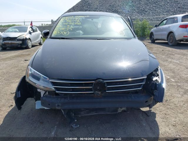 3VW1K7AJ5FM427272 Volkswagen 2015