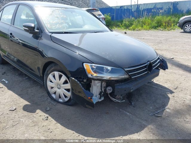 3VW1K7AJ5FM427272 Volkswagen 2015