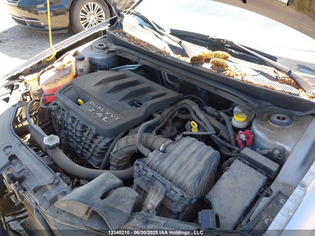 1C3CCBBB1EN100749 Chrysler 2014