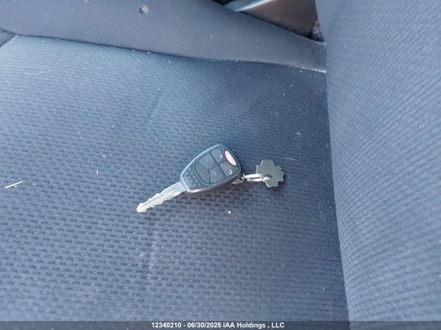 1C3CCBBB1EN100749 Chrysler 2014