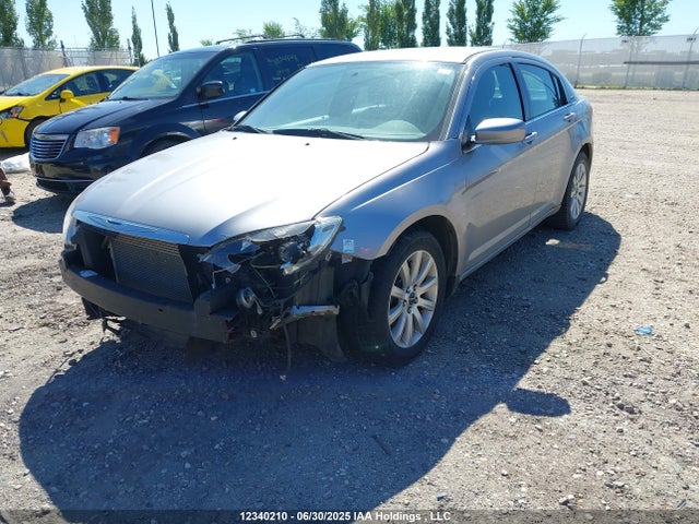 1C3CCBBB1EN100749 Chrysler 2014