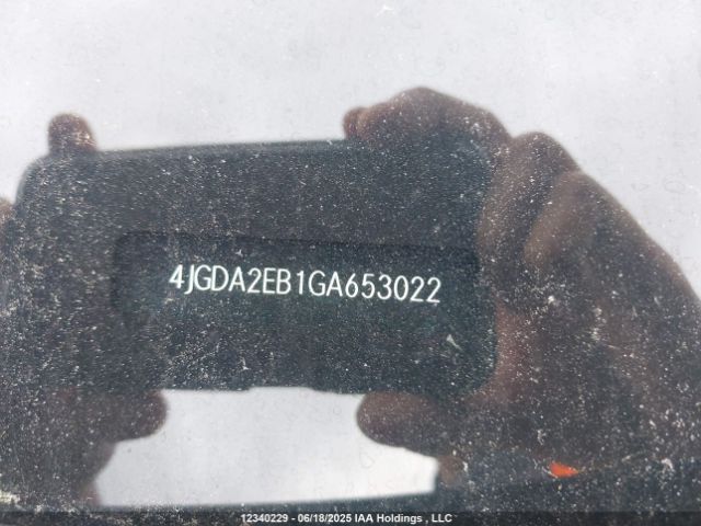 4JGDA2EB1GA653022 Mercedes-Benz om642