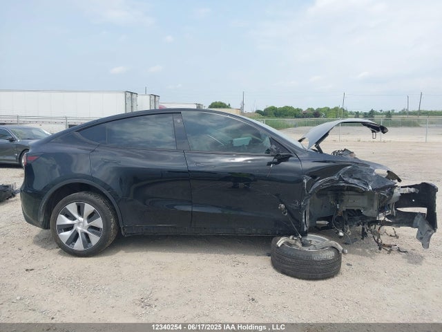 7SAYGAEE4NF472531 Tesla Model Y