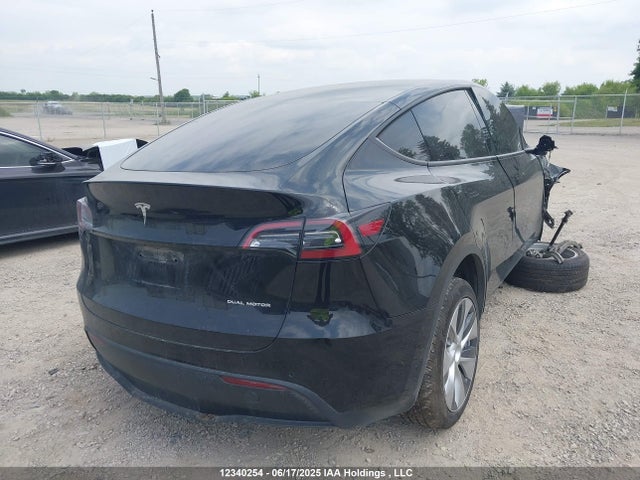 7SAYGAEE4NF472531 Tesla Model Y