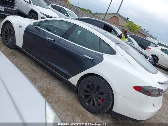 Tesla 2015 2015 5YJSA4H43FF089058 Image 14
