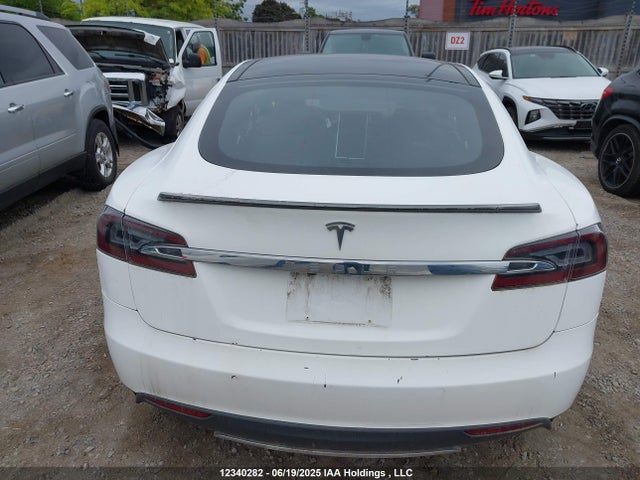 Tesla 2015 2015 5YJSA4H43FF089058 Image 16