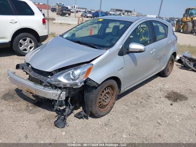 JTDKDTB31F1097055 Toyota 1nz-fxe+1lm