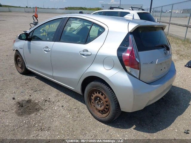 JTDKDTB31F1097055 Toyota 1nz-fxe+1lm