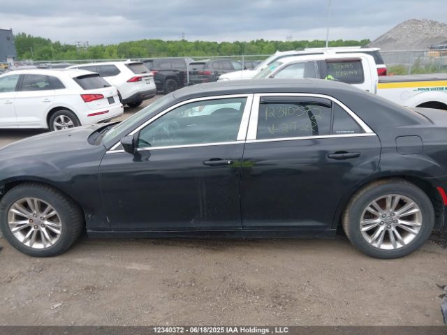 2C3CCAAG8GH219322 Chrysler 300