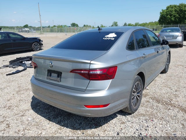 3VWE57BU1MM048963 Volkswagen tsi