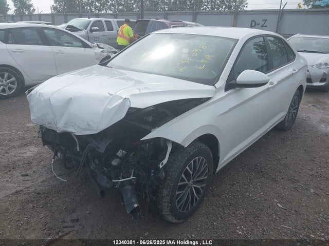 3VWC57BU8MM015627 Volkswagen tsi