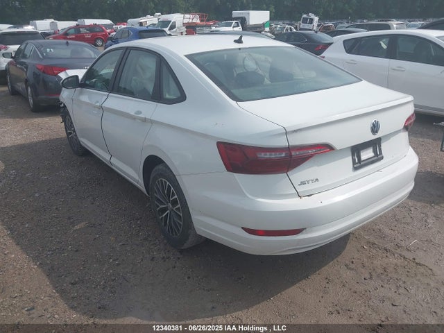 3VWC57BU8MM015627 Volkswagen tsi
