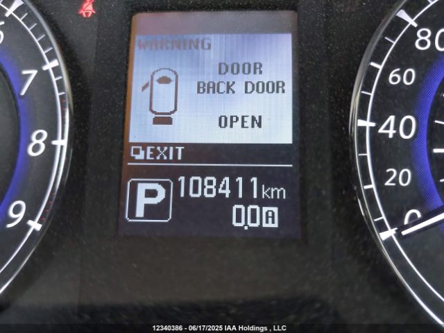 JN1BJ0HR5FM770966 Infiniti 2015