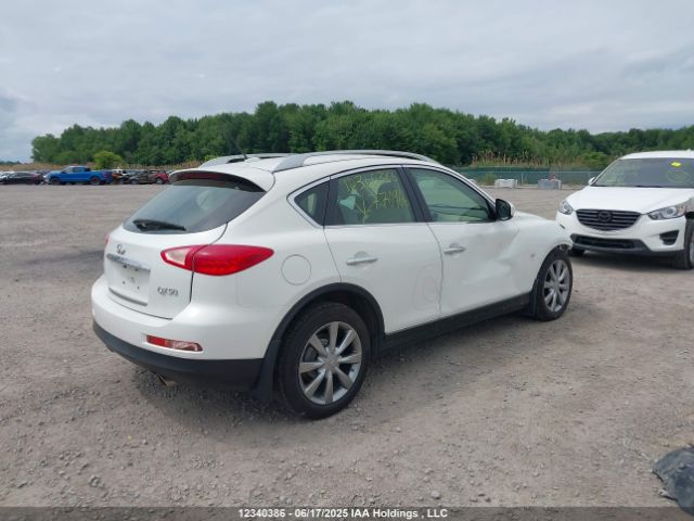 JN1BJ0HR5FM770966 Infiniti 2015