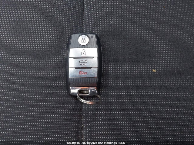 3KPA35AB0JE124156 KIA Rio