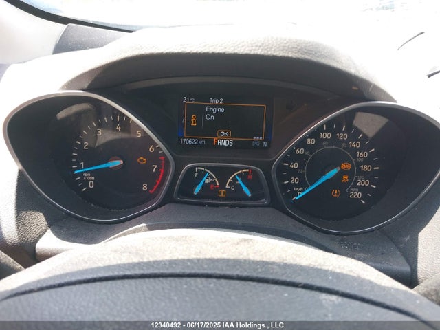 1FMCU9G90HUA97002 Ford 2017