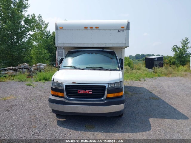 7GZ67UCB4LN007795 GMC Lc8 Flexible Fuel Gen 1