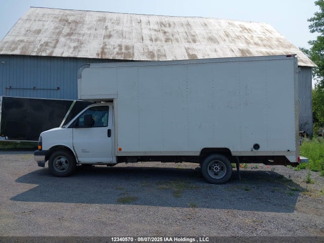 7GZ67UCB4LN007795 GMC Lc8 Flexible Fuel Gen 1