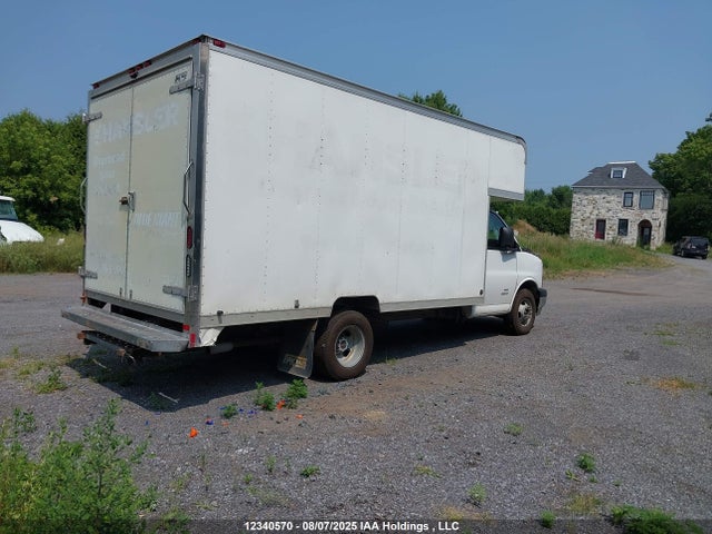 7GZ67UCB4LN007795 GMC Lc8 Flexible Fuel Gen 1