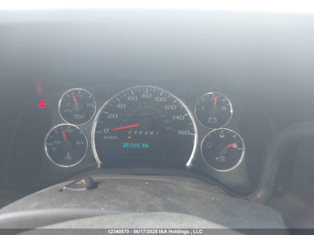 7GZ67UCB4LN007795 GMC Lc8 Flexible Fuel Gen 1