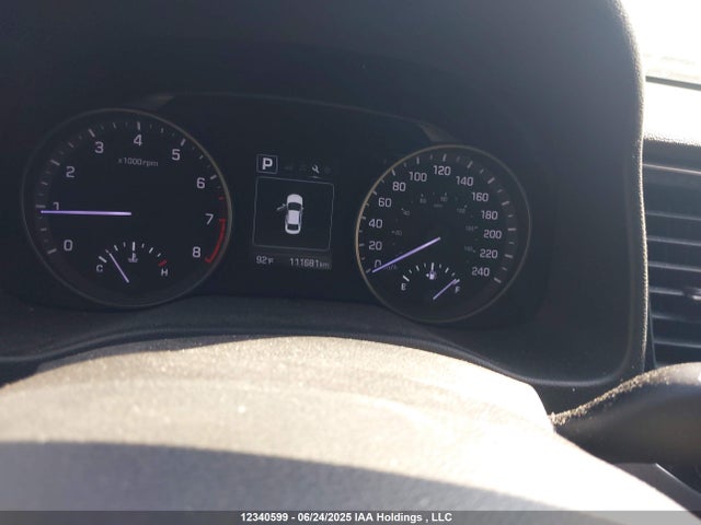 KMHD84LF2HU321281 Hyundai 2017