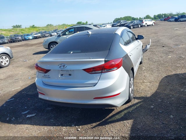 KMHD84LF2HU321281 Hyundai 2017