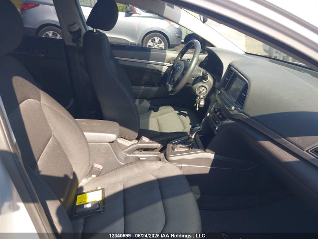 KMHD84LF2HU321281 Hyundai 2017
