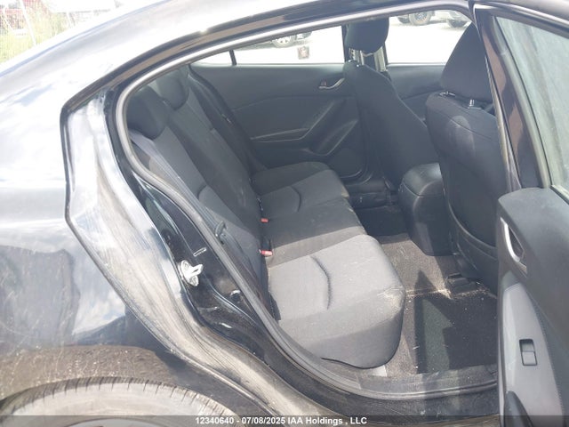 3MZBM1U76FM128644 Mazda pe