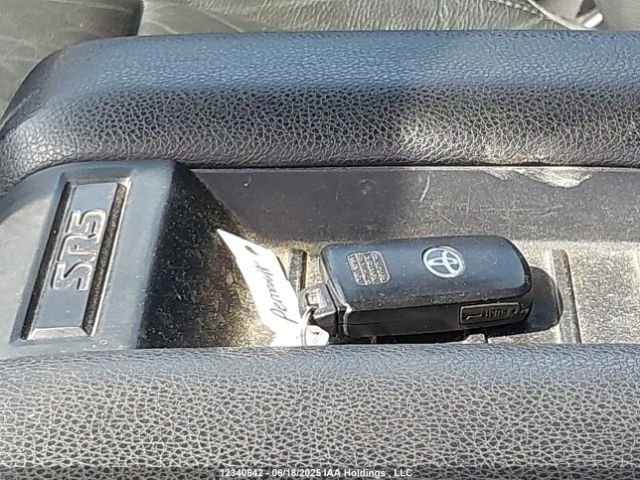 5TFDY5F13LX885765 Toyota 3ur-fe