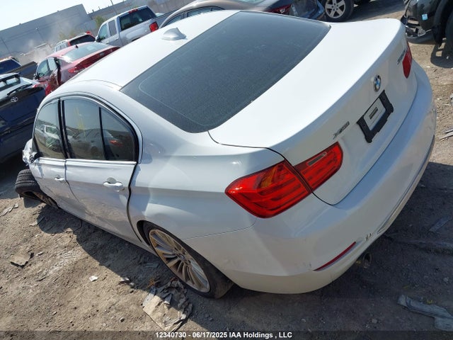 WBA3C3G5XFNS76234 BMW 320i
