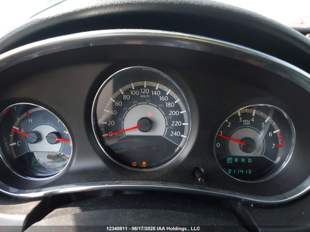 1C3CCBBB9EN100725 Chrysler 2014