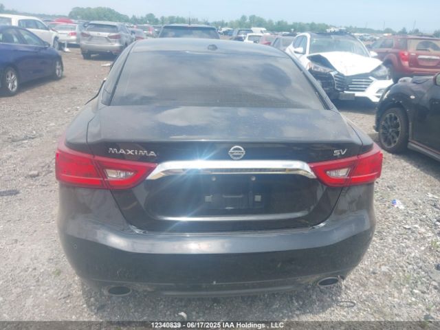 1N4AA6AP0GC415527 Nissan 2016