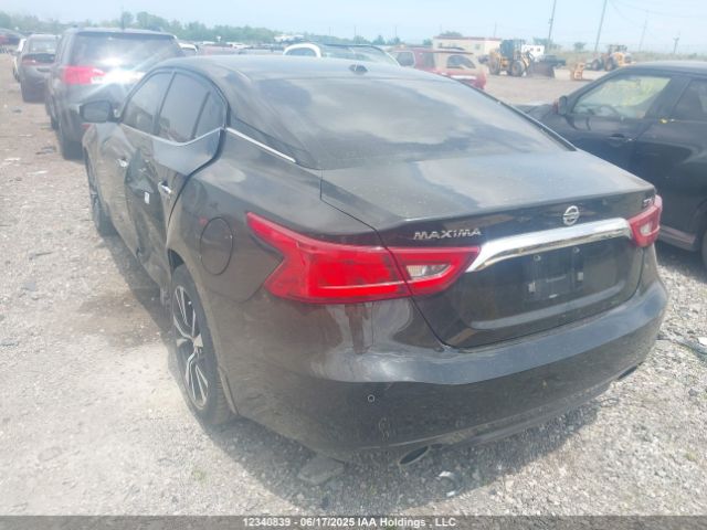 1N4AA6AP0GC415527 Nissan 2016