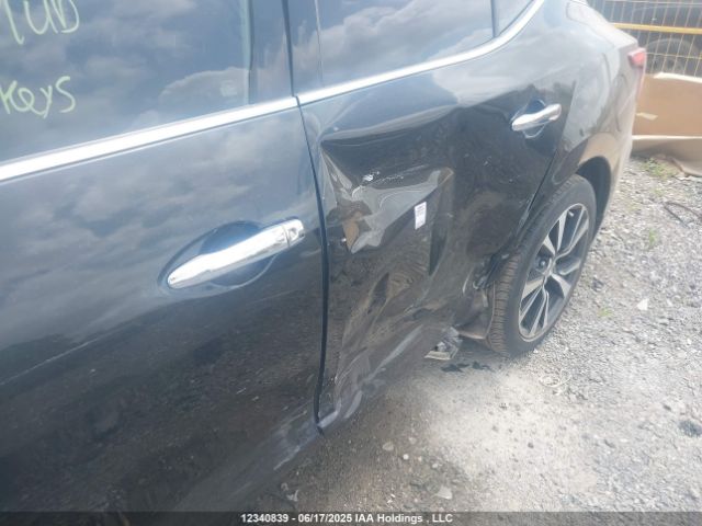 1N4AA6AP0GC415527 Nissan 2016