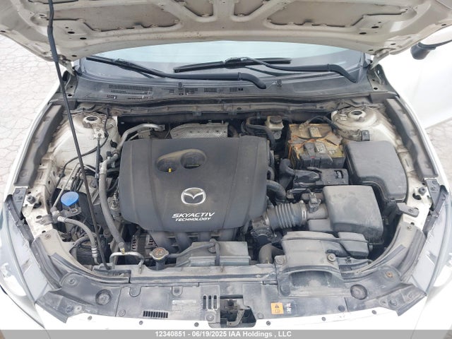 3MZBM1V75FM199395 Mazda pe
