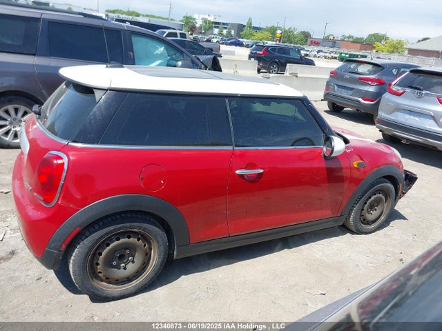WMWXM5C52FT939775 Mini 2015