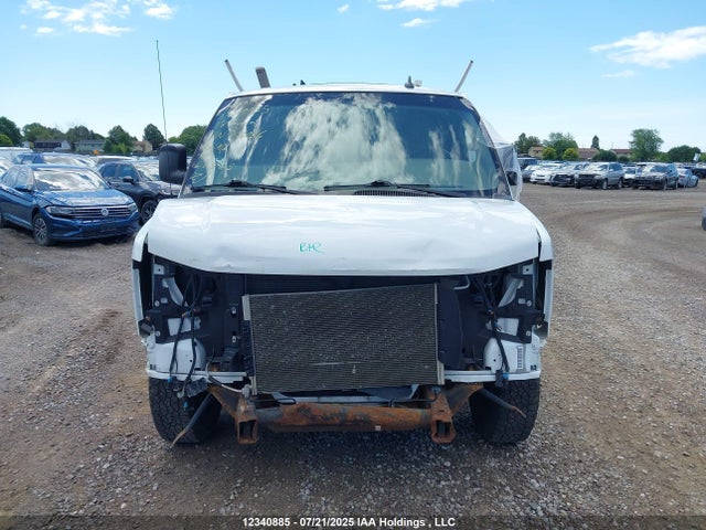 GMC lv1 - spark ignited direct injection, variable valve timing, e85 max, iron 2018 1GTW7AFPXJ1336086 Image 13