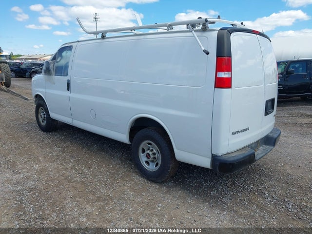 GMC lv1 - spark ignited direct injection, variable valve timing, e85 max, iron 2018 1GTW7AFPXJ1336086 Image 3