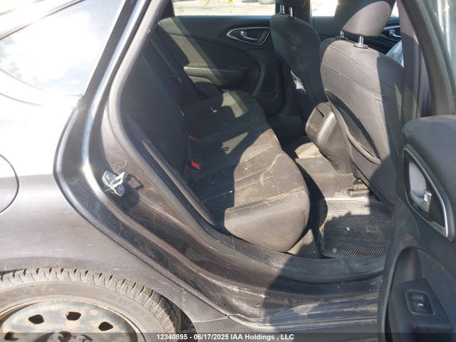 Chrysler 2016 2016 1C3CCCFB4GN119167 Image 8