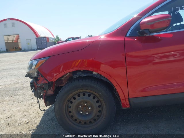 JN1BJ1CP1JW181745 Nissan ROGUE SPORT