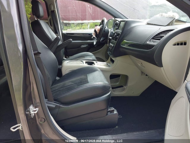 2C4RDGBG7KR762975 Dodge Grand Caravan