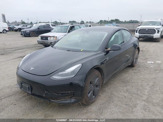 5YJ3E1EA9MF976193 Tesla 2021