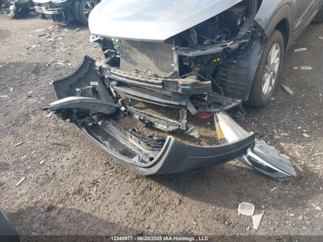 KM8J33A47GU081219 Hyundai 2016