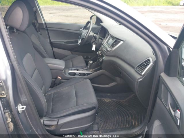 KM8J33A47GU081219 Hyundai 2016