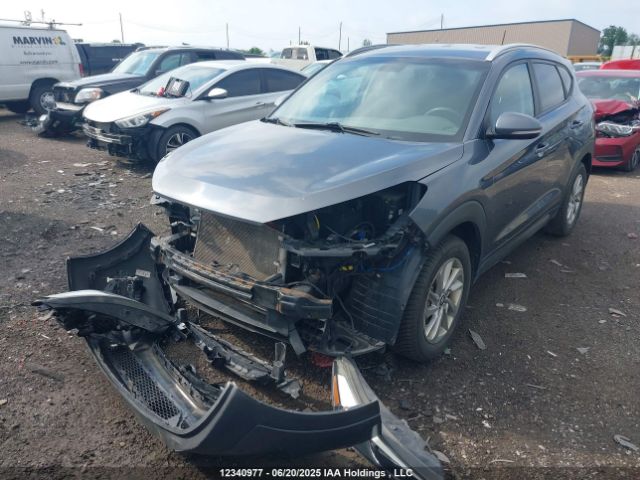 KM8J33A47GU081219 Hyundai 2016