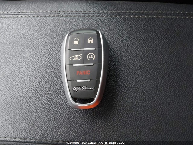 Alfa Romeo 2018 2018 ZASFAKPN1J7B89925 Image 11