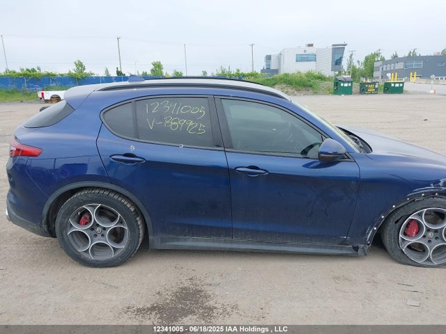 Alfa Romeo 2018 2018 ZASFAKPN1J7B89925 Image 14