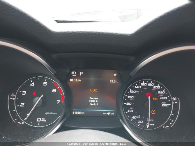 Alfa Romeo 2018 2018 ZASFAKPN1J7B89925 Image 7