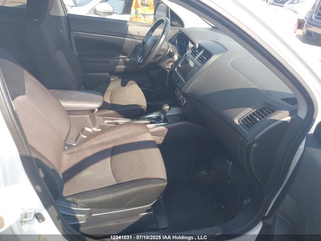 JA4AH3AU7KU603985 Mitsubishi mivec